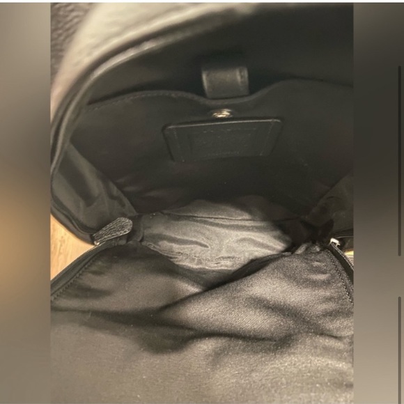 (Unisex) NWOT Coach Black Leather Charles Pack - Picture 5 of 8